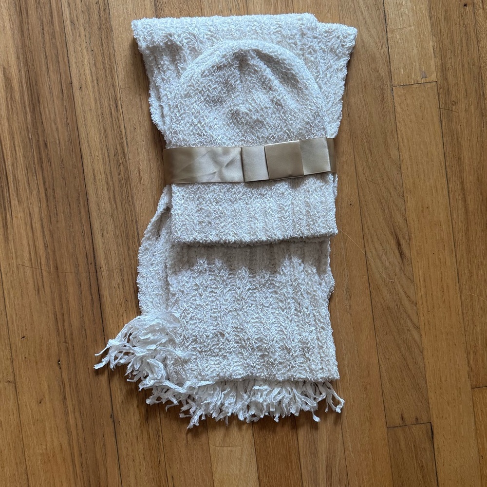 MIXIT Beanie & Scarf Set